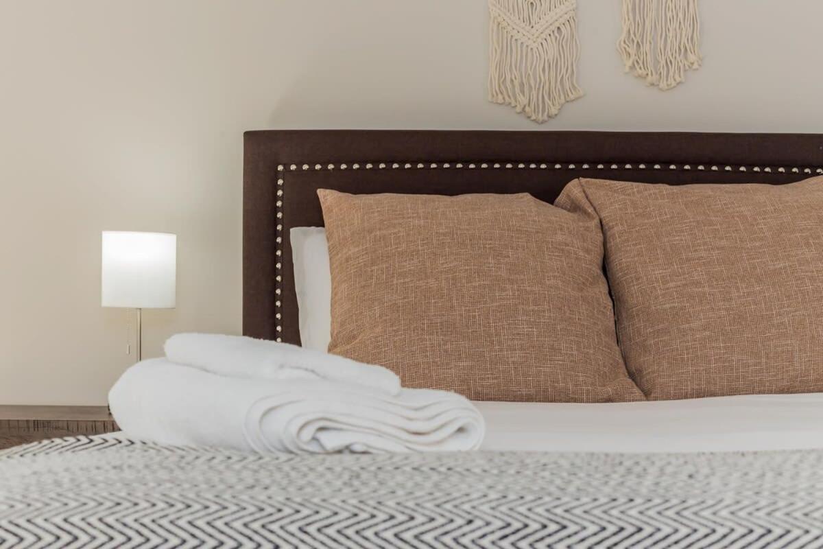 Bargain Memphis Apartment W Hdtv & Wifi 외부 사진